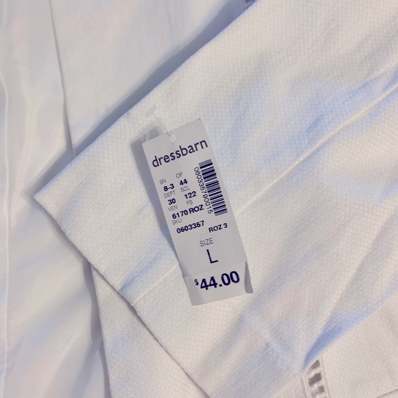 A white blazer with 3/4 sleeve - Picture 3 of 4